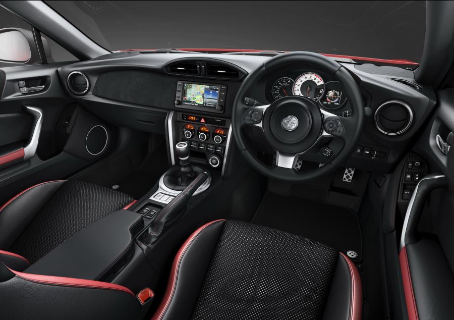 Торпедо Toyota GT 86 2016 года  (WW) (фото 3 из 33)